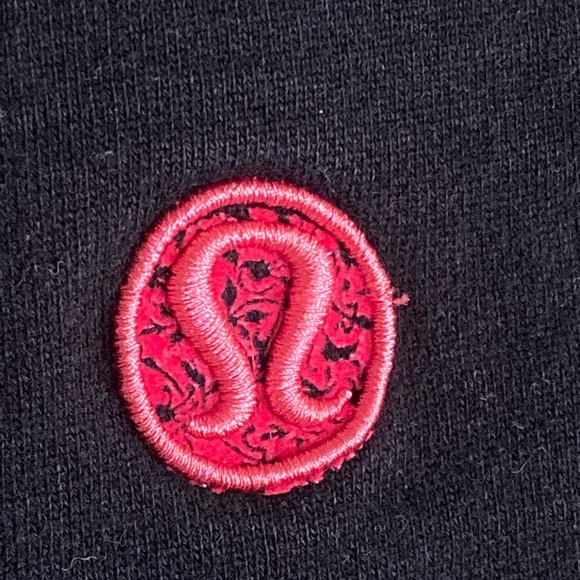 Lululemon sweater/jacket - Picture 3 of 4